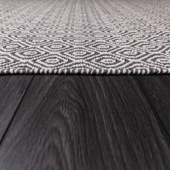 Dunelm Grey Diamond Geometric Weave Rug 8 Dunelm Grey Diamond Geometric Weave Rug - Image 6