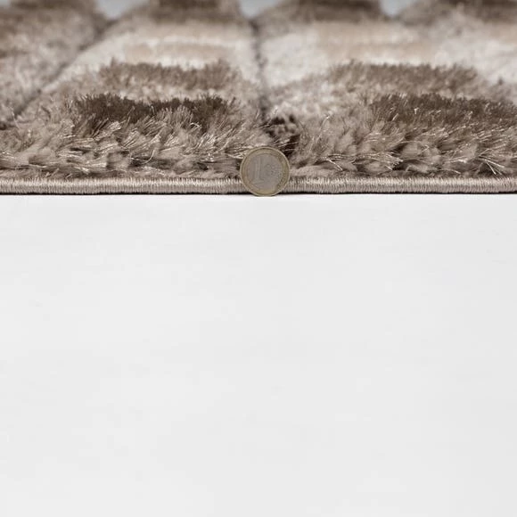 Velvet 3D Cube Rug 5 Velvet 3D Cube Rug - Image 3