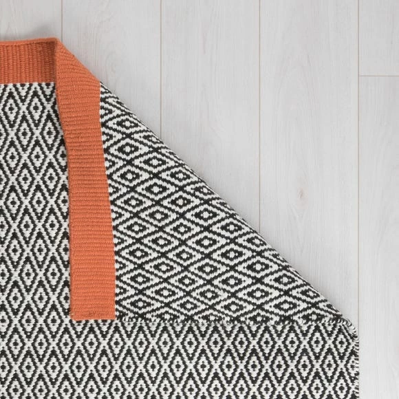 Dunelm Exclusive Luna Diamond Runner 6 Dunelm Exclusive Luna Diamond Runner - Image 4