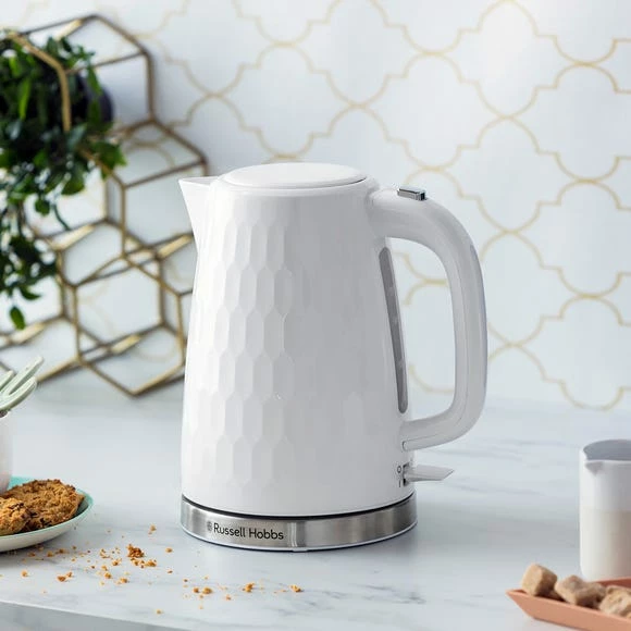 Russell Hobbs Honeycomb Kettle White 4 Russell Hobbs Honeycomb Kettle White - Image 2