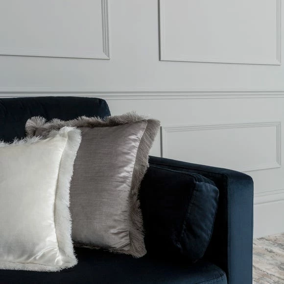 Dunelm Pale Silver Matt Emulsion Paint - 2.5L 7 Dunelm Pale Silver Matt Emulsion Paint - 2.5L - Image 5