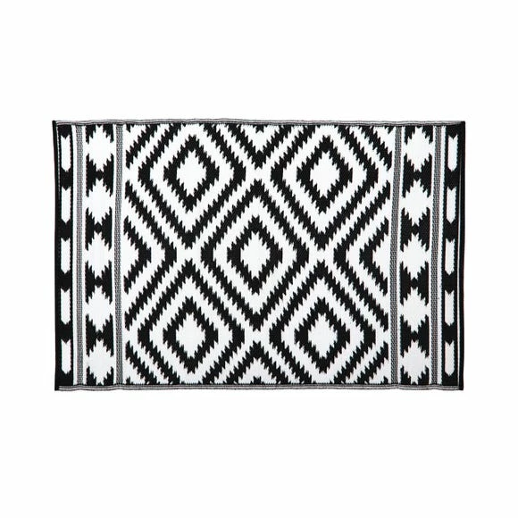 JVL Aztec Reversible Plastic Woven Indoor Outdoor Rug 5 JVL Aztec Reversible Plastic Woven Indoor Outdoor Rug - Image 3